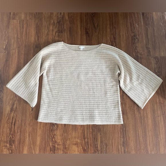 Garnet Hill Cashmere Sweater - Picture 2 of 6